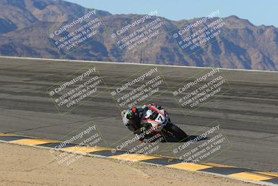 media/Mar-21-2025-CVMA Friday Practice (Fri) [[30cd4fe323]]/2-Racer 1/Session 2 (Bowl)/
